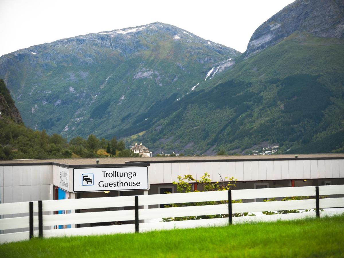 Trolltunga Hostel Тисседал Экстерьер фото